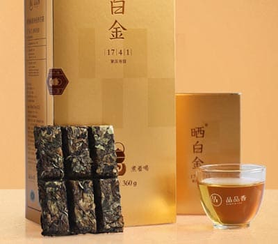 晒白金老白茶