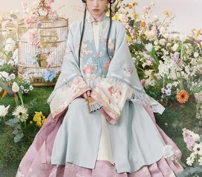 十三余汉服
