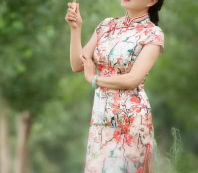 烟雨蒙蒙服饰