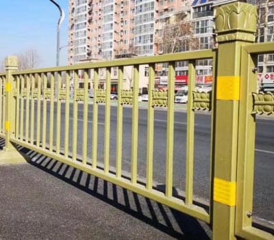 绿庄护栏